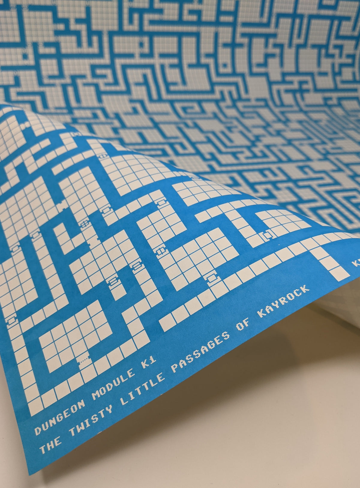 Wrapping Paper: Twisty Passages